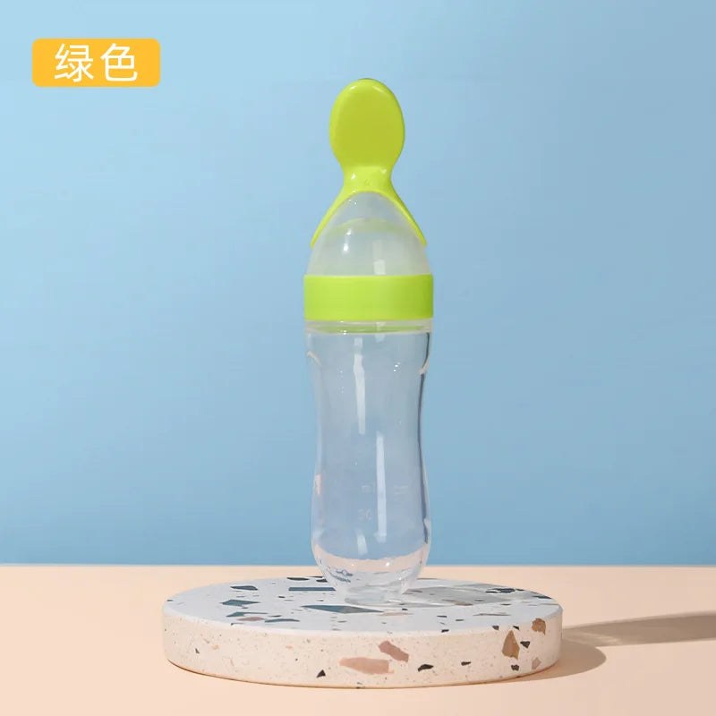 🍼 Baby Squeezing Feeding Bottle – Safe & Easy Feeding for Infants