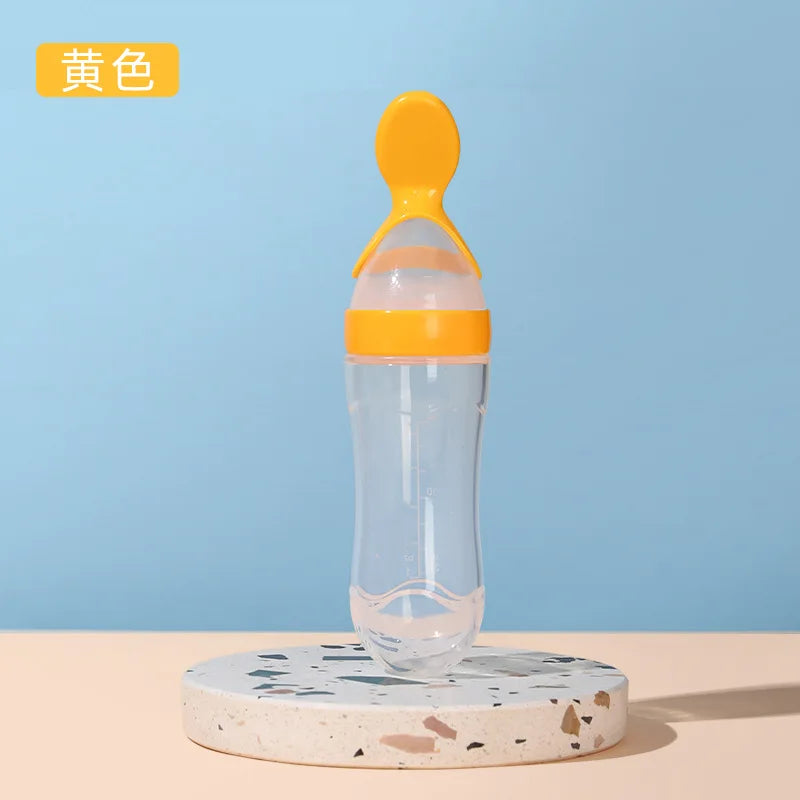 🍼 Baby Squeezing Feeding Bottle – Safe & Easy Feeding for Infants