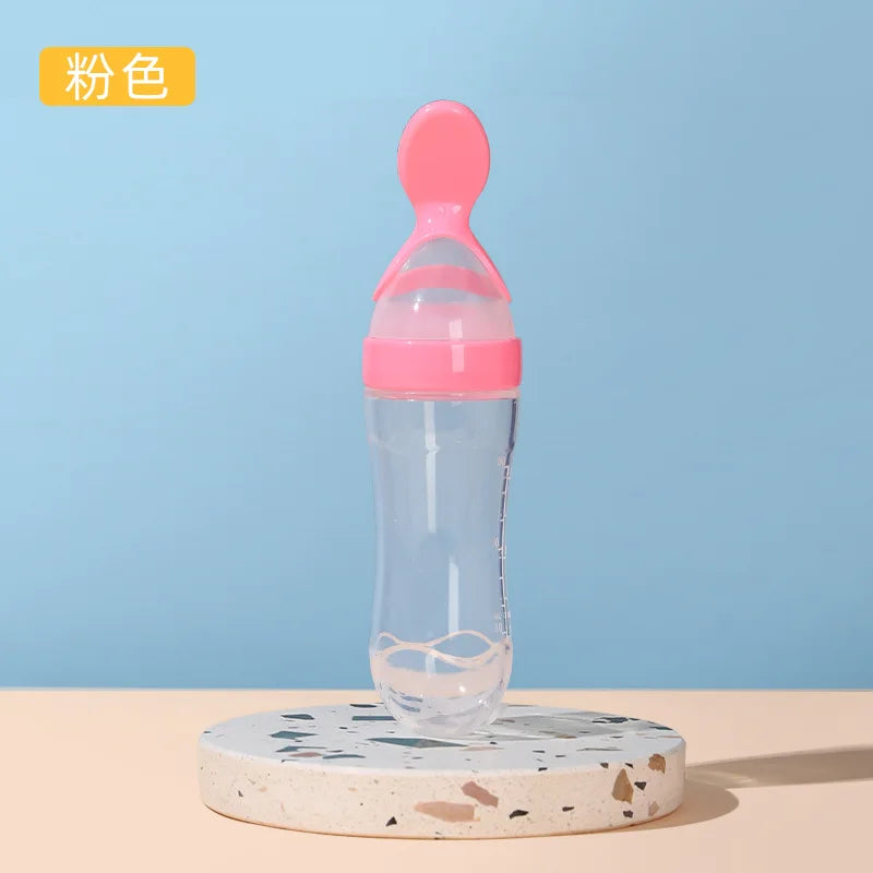 🍼 Baby Squeezing Feeding Bottle – Safe & Easy Feeding for Infants