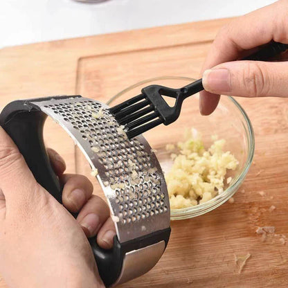🔩 Stainless Steel Garlic Press1 – Effortless Garlic Mincing for Every Kitchen